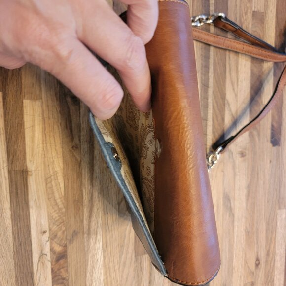 Simply Noelle Crossbody Wallet Convertible Brown Faux Leather - Picture 10 of 14